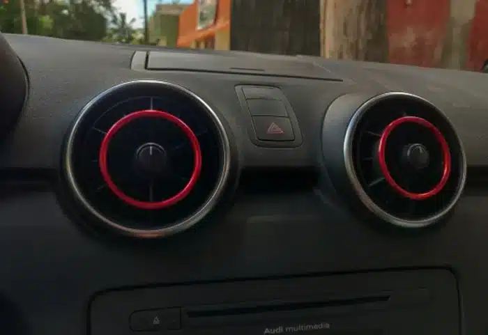 Accessoires de voiture 4 pièces/ensemble pour Audi A1 2010 – 2017, autocollant de sortie d'air en alliage d'aluminium/panneau de bord, anneau de décoration de sortie d'air 16